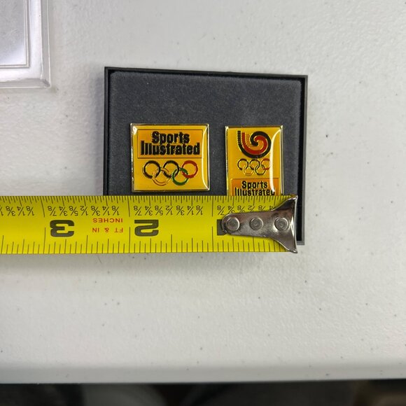 Vintage Sports Illustrated 1988 Seoul Olympics Enamel Pin Set - Picture 4 of 4